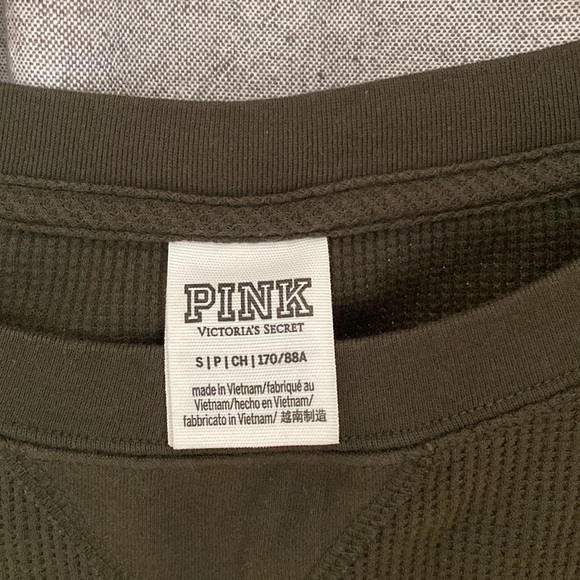 PINK Victoria’s Secret Sweatshirt - Picture 2 of 3